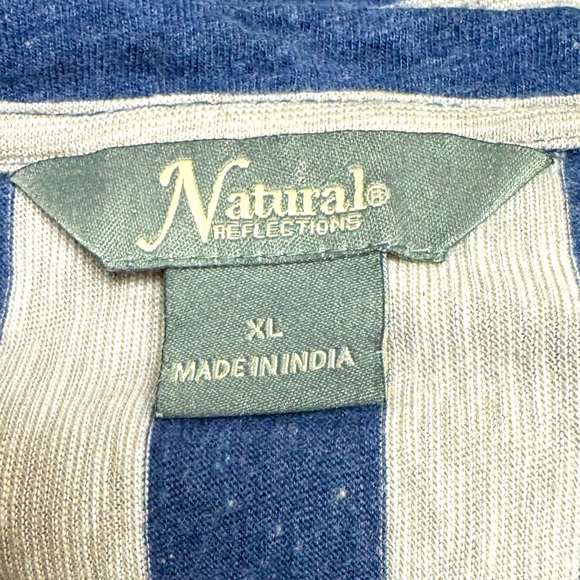 Natural Reflections Blue & Gray Striped Top with pocket - XL - Picture 5 of 7
